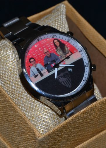 Reloj personalizado