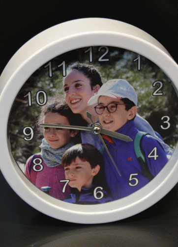 Reloj despertador sobremesa personalizado